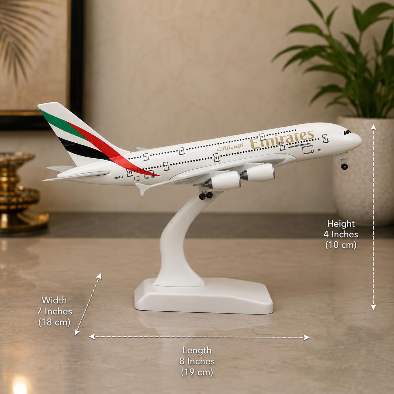 Emirates A380 Model Airplane 20cm